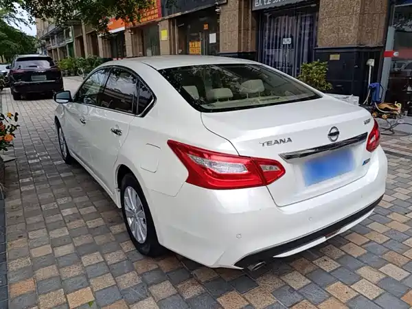 Nissan Teana 2016