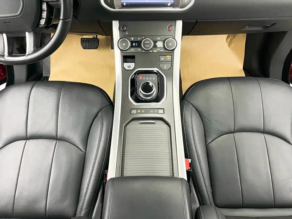 Land Rover Evoque 2017 — фото 11