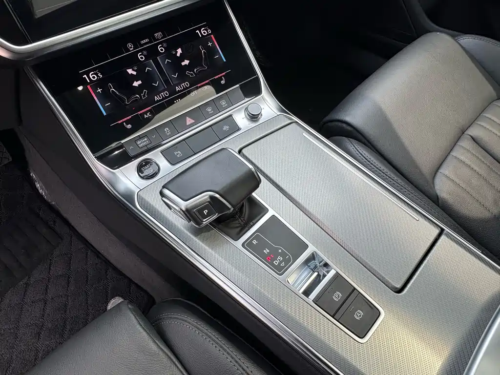 Audi A6L 2022 — фото 10