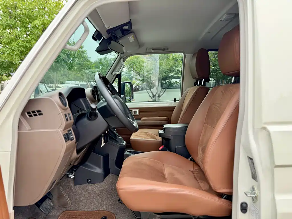 Toyota Land Cruiser 2025 — фото 11