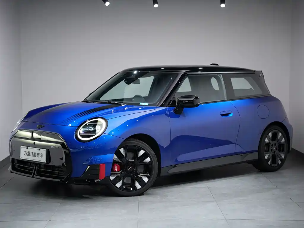 MINI JCW EV 2025
