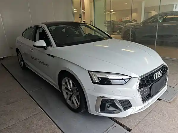 Audi A5 2024