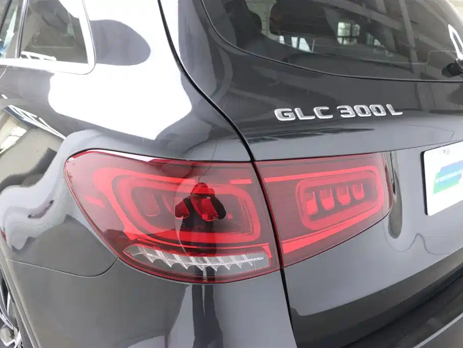 Mercedes-Benz GLC 2021 — фото 32