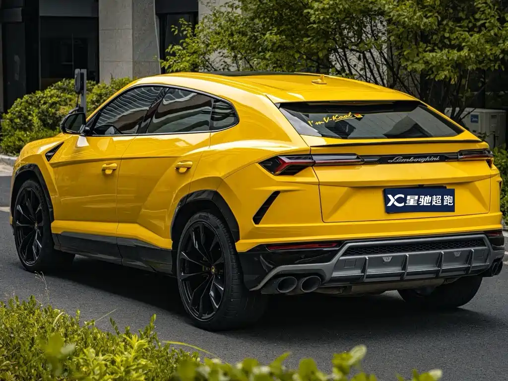 Lamborghini Urus 2020 — фото 8