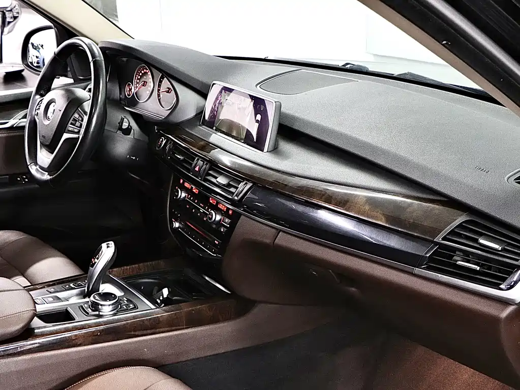 BMW X5 2015 — фото 15