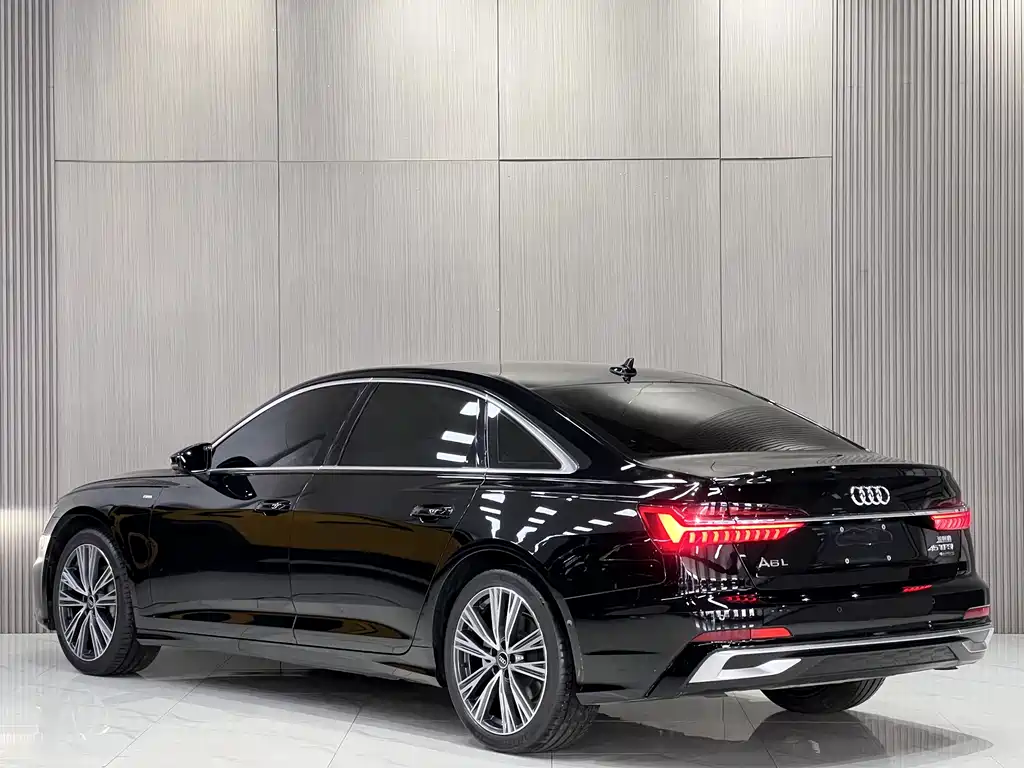 Audi A6L 2023 — фото 12