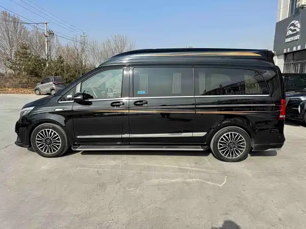 Mercedes-Benz V-Class 2017