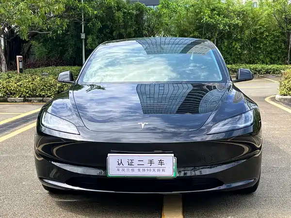 Tesla Model 3 2023