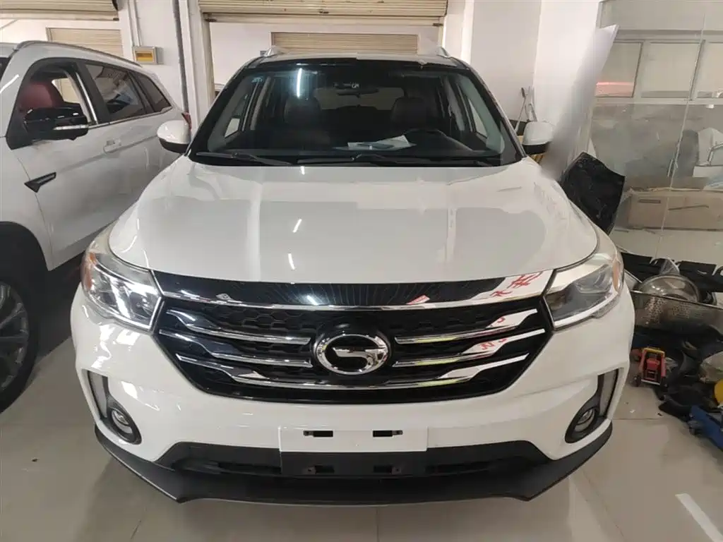GAC Motor Trumpchi GS4 2016 — фото 3