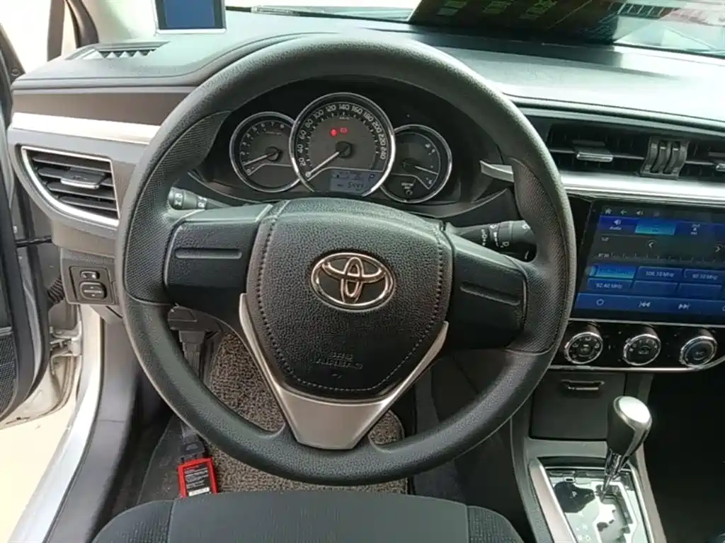 Toyota Corolla 2019 — фото 11