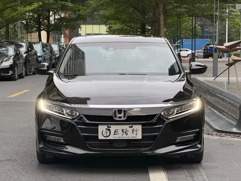Honda Accord 2021 — фото 2