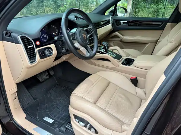 Porsche Cayenne 2020
