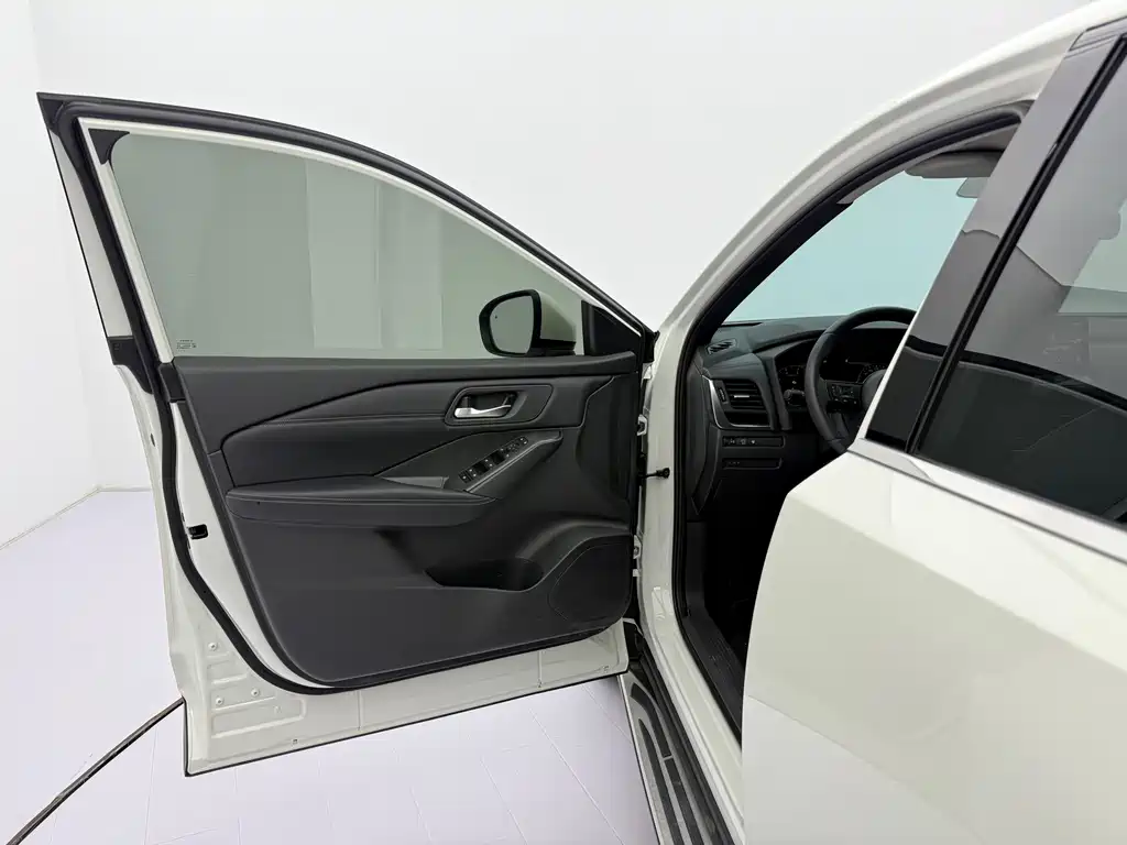 Nissan Qashqai 2023 — фото 19