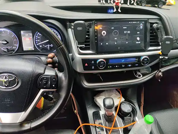 Toyota Highlander 2018