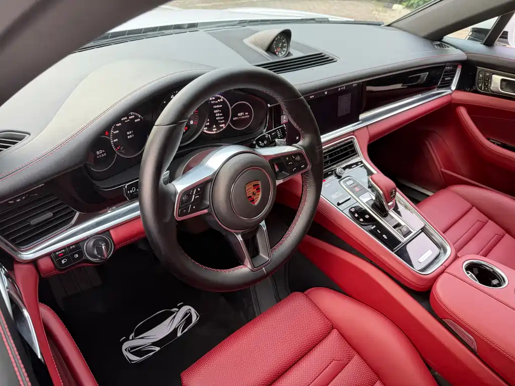 Porsche Panamera 2019