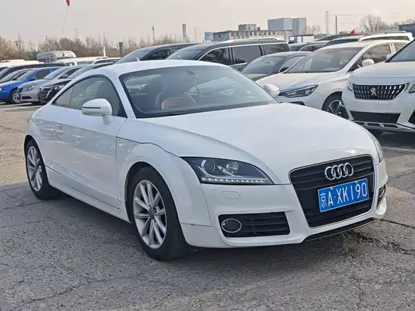 Audi TT 2011