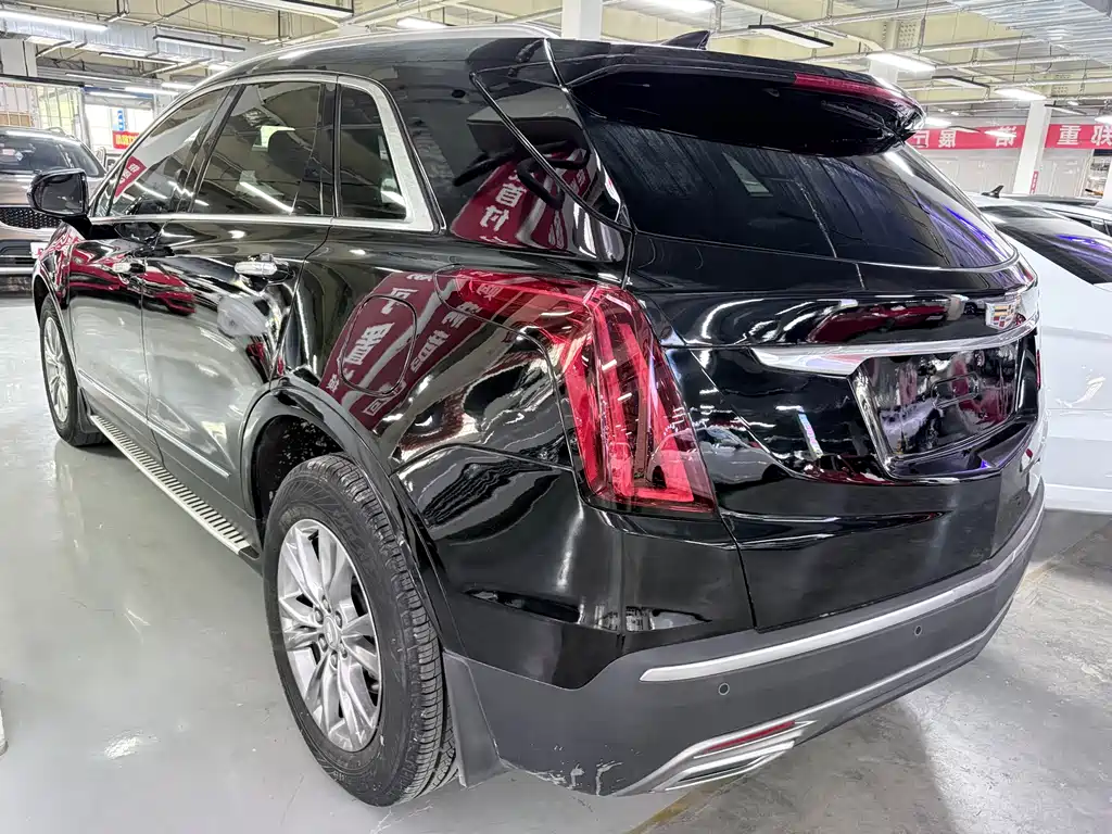 Cadillac XT5 2020 — фото 17