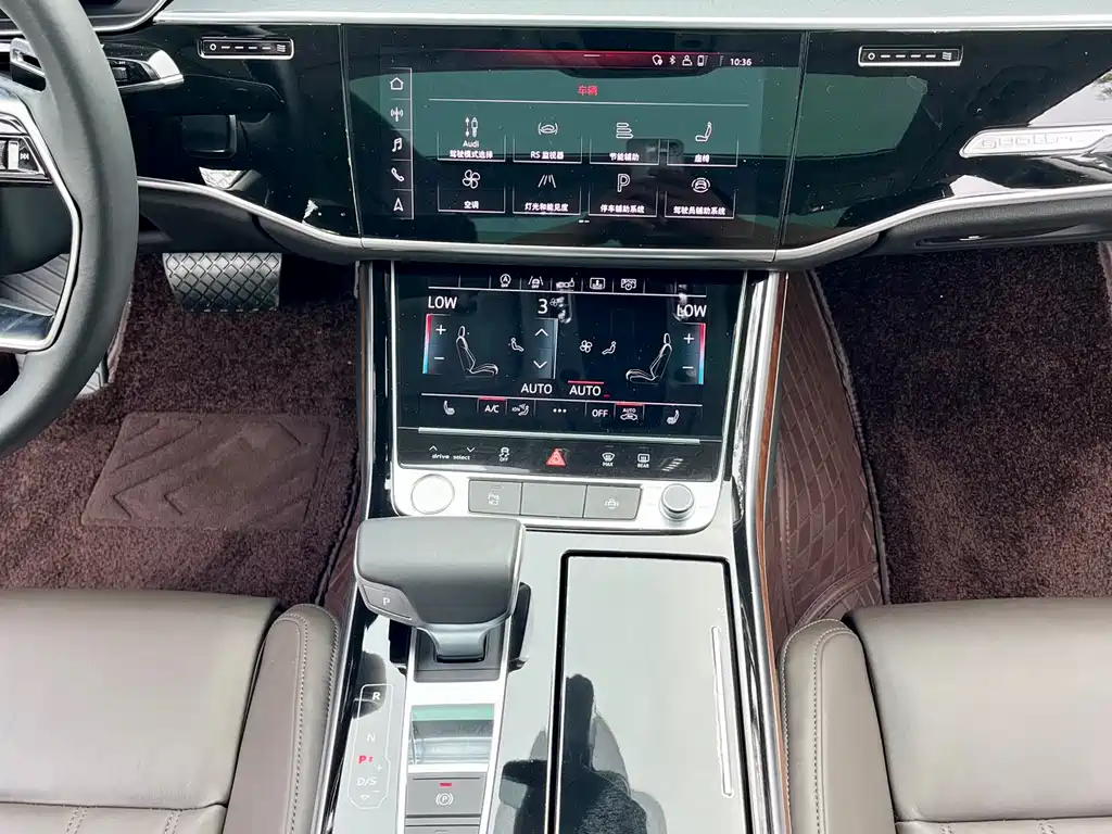 Audi A8 2019 — фото 15