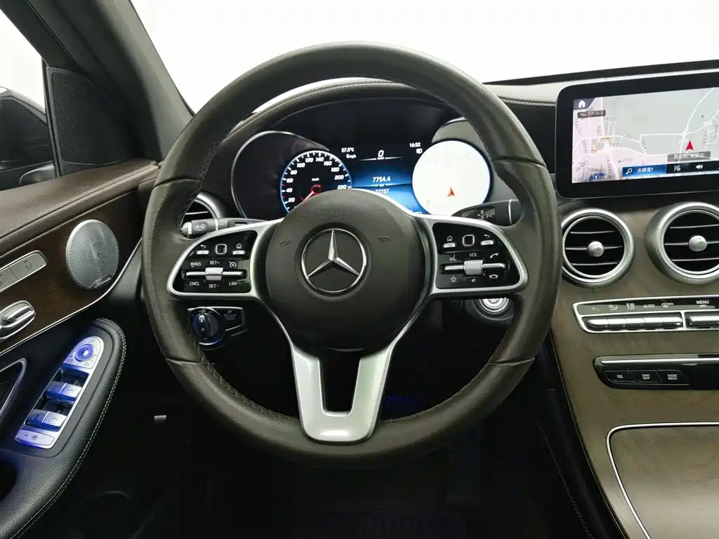 Mercedes-Benz GLC 2020 — фото 11