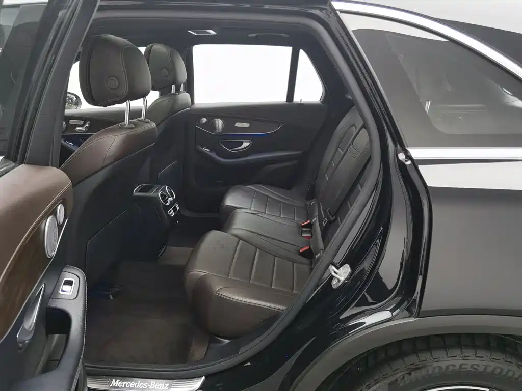 Mercedes-Benz GLC 2020 — фото 15