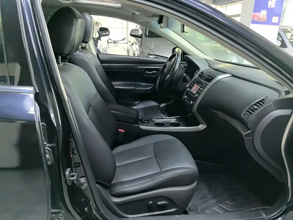 Nissan Teana 2015 — фото 25