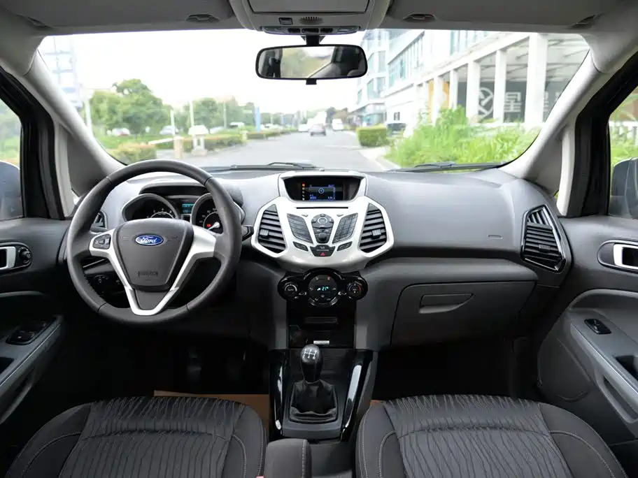 Ford Ecosport 2014 — фото 12