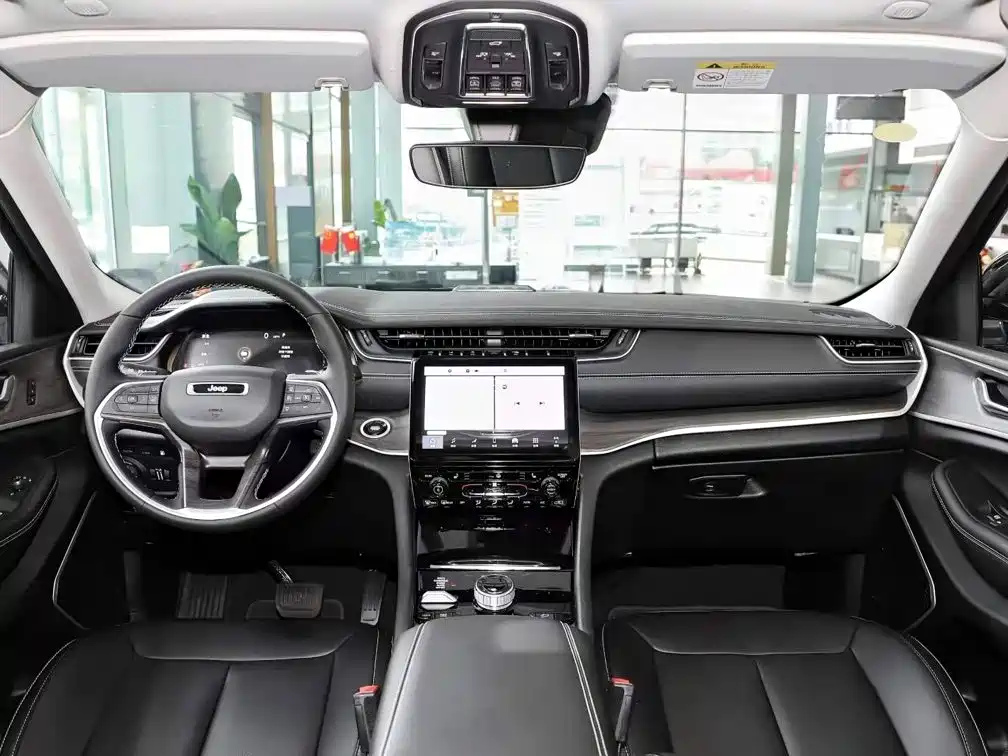 Jeep Grand Cherokee 4xe 2025 — фото 5