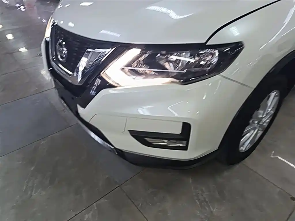 Nissan X-Trail 2018 — фото 24