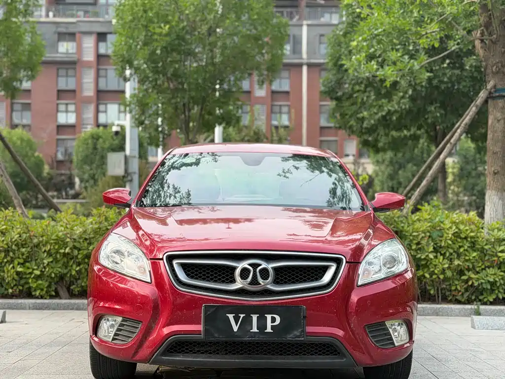 BAIC Senova D50 2015 — фото 2