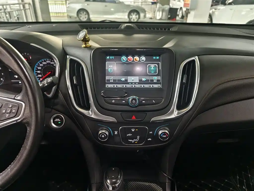Chevrolet Equinox 2020 — фото 17