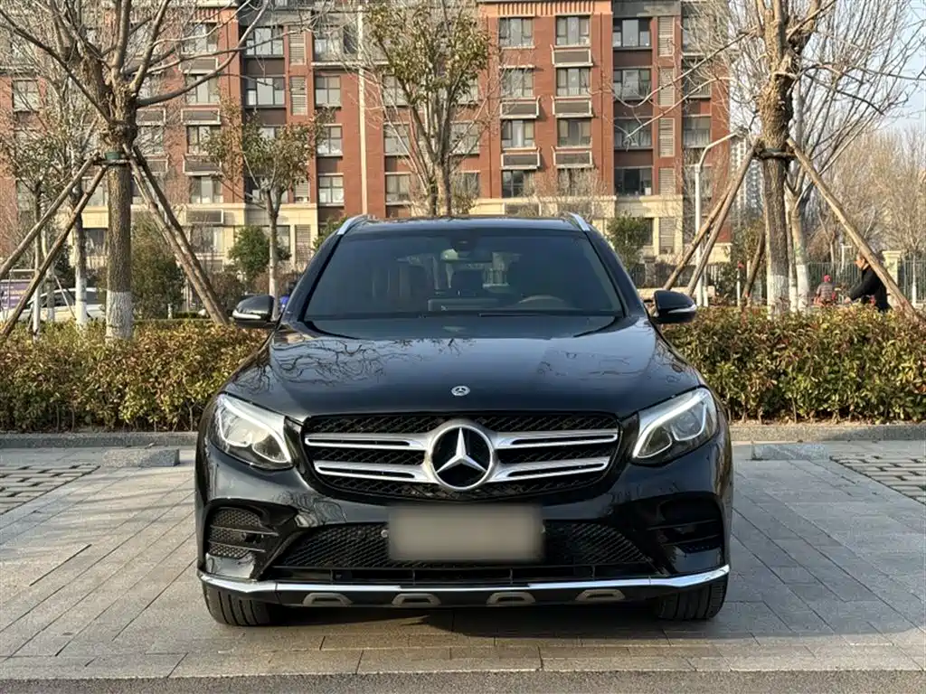 Mercedes-Benz GLC 2018 — фото 16