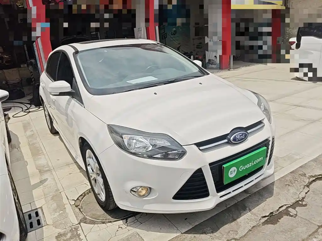 Ford Focus 2015 — фото 4