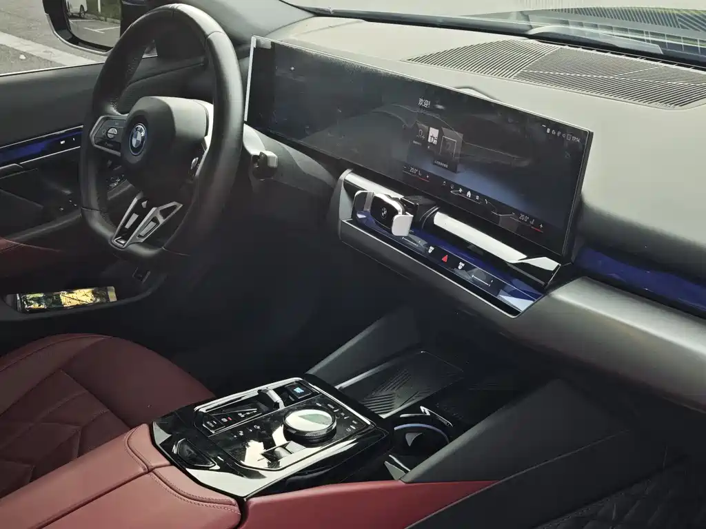 BMW i5 2024 — фото 5