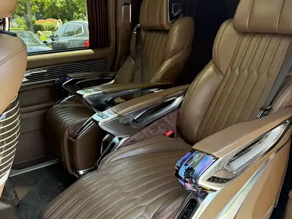 Mercedes-Benz Vito 2024