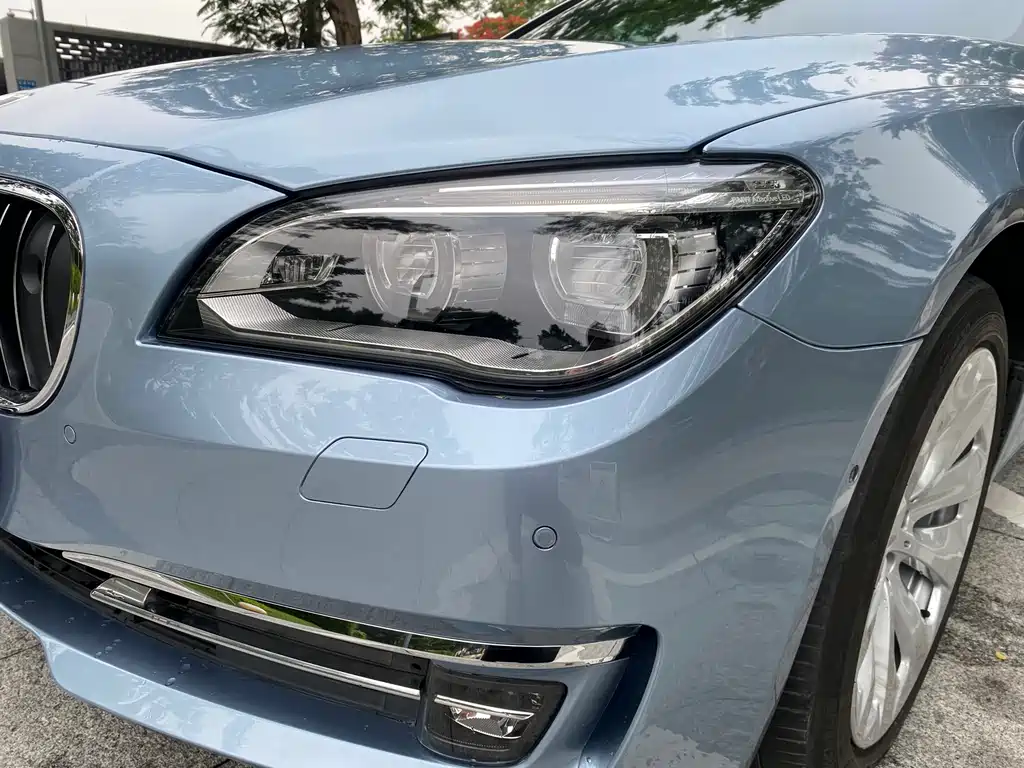 BMW 7 Series 2013 — фото 22