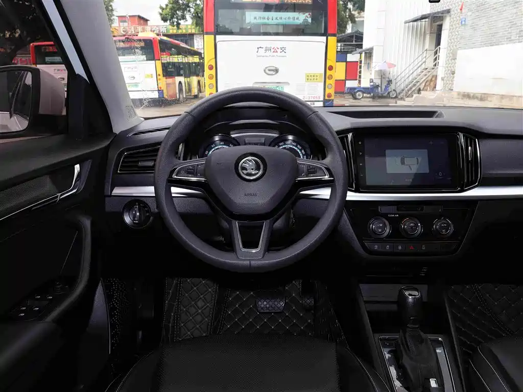 Skoda Kamiq 2024 — фото 11