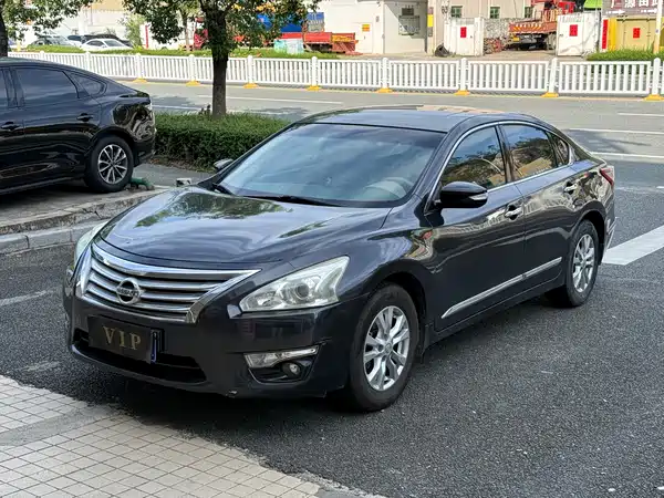 Nissan Teana 2013