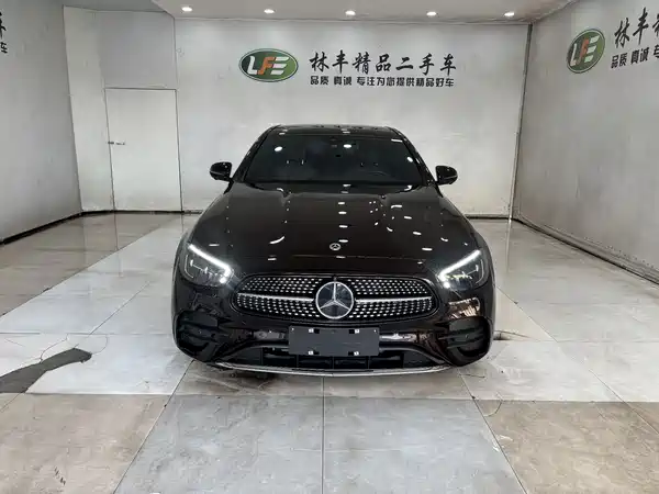 Mercedes-Benz E-Class 2023