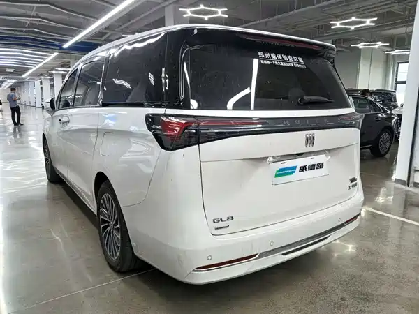 Buick GL8 New Energy 2025