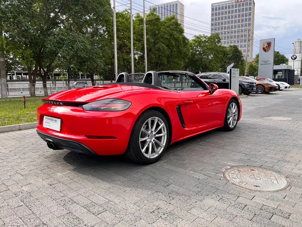 Porsche 718 2018 — фото 10