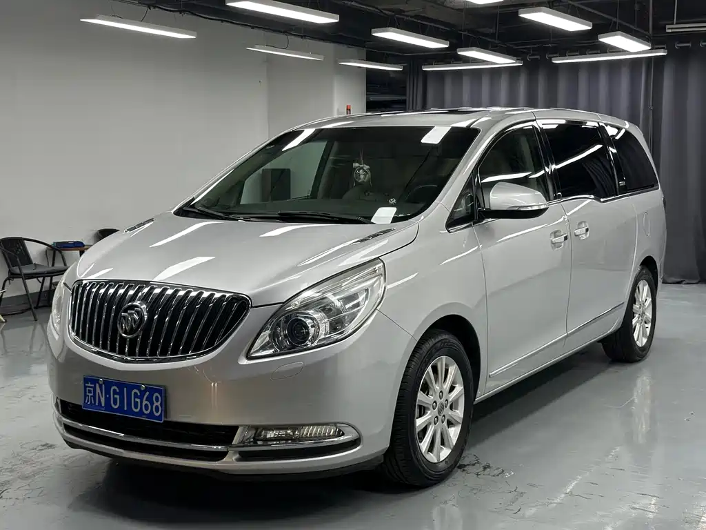 Buick GL8 2011