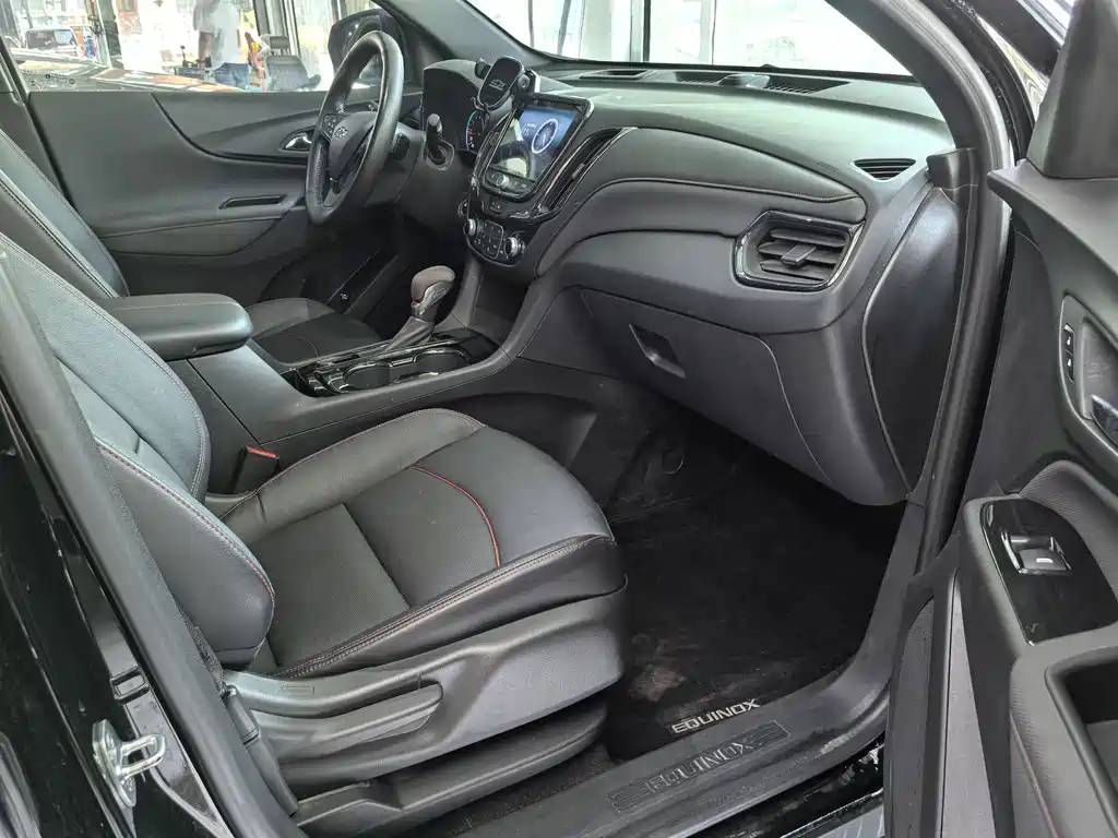 Chevrolet Equinox 2021 — фото 12