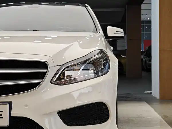 Mercedes-Benz E-Class 2015