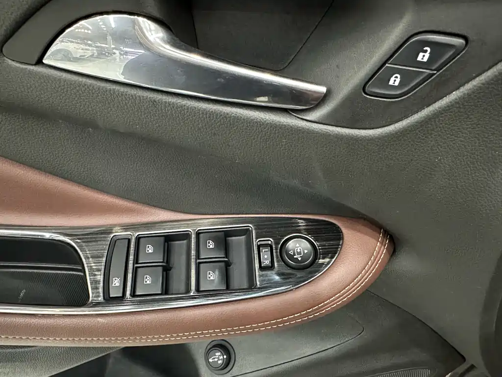 Buick Envision Plus 2020 — фото 21