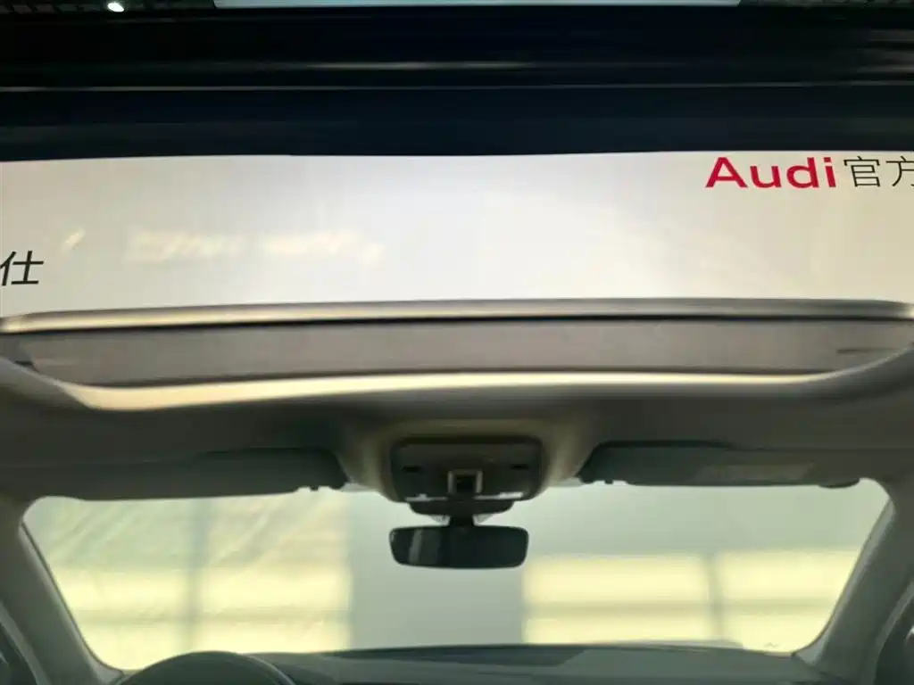 Audi Q3 Sportback 2023 — фото 9