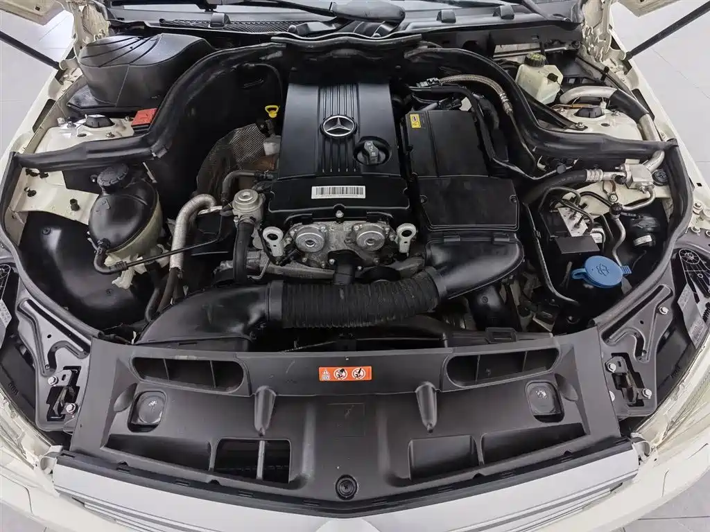 Mercedes-Benz C-Class 2010