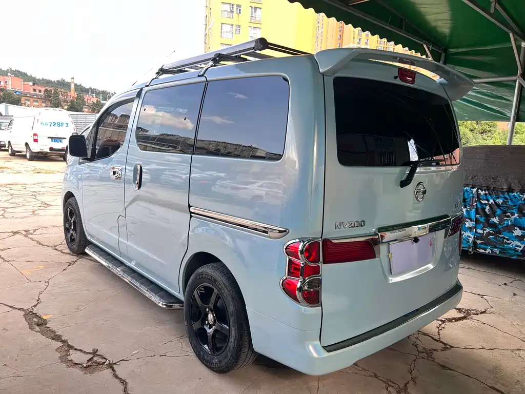 Nissan NV200 2013 — фото 12