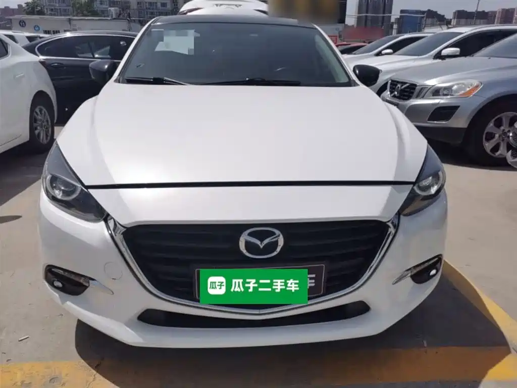 Mazda 3 Axela 2019 — фото 3