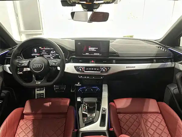 Audi S4 2023