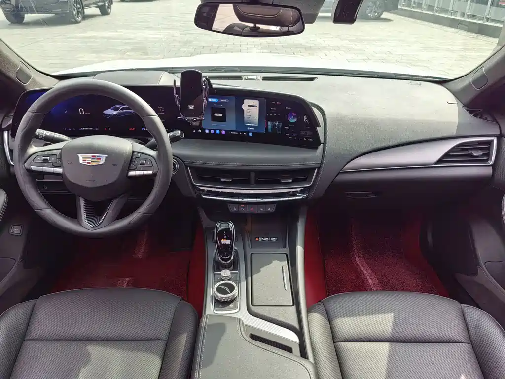 Cadillac CT5 2025 — фото 17